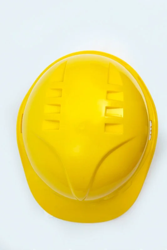 Каска защитная ЕЛАНПЛАСТ ЕВРОПА желтая (ленточное оголовье) - фото 11