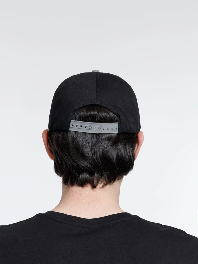 Бейсболка Foreside с прямым козырьком, черная с серым - фото 10