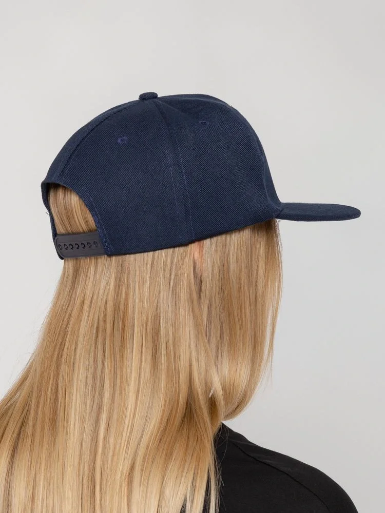 Бейсболка Snapback с прямым козырьком, темно-синяя - фото 7