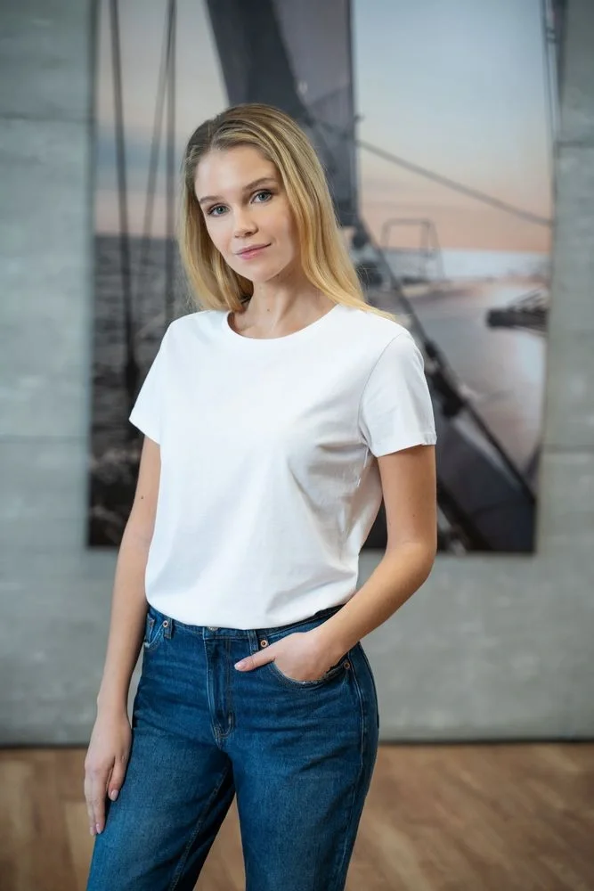 Футболка женская Ladies American U, красная - фото 5