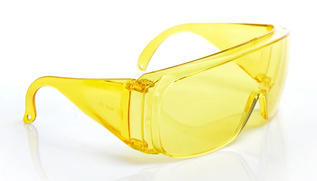 Очки открытые слесарные желтые (тип Люцерна) - фото 1