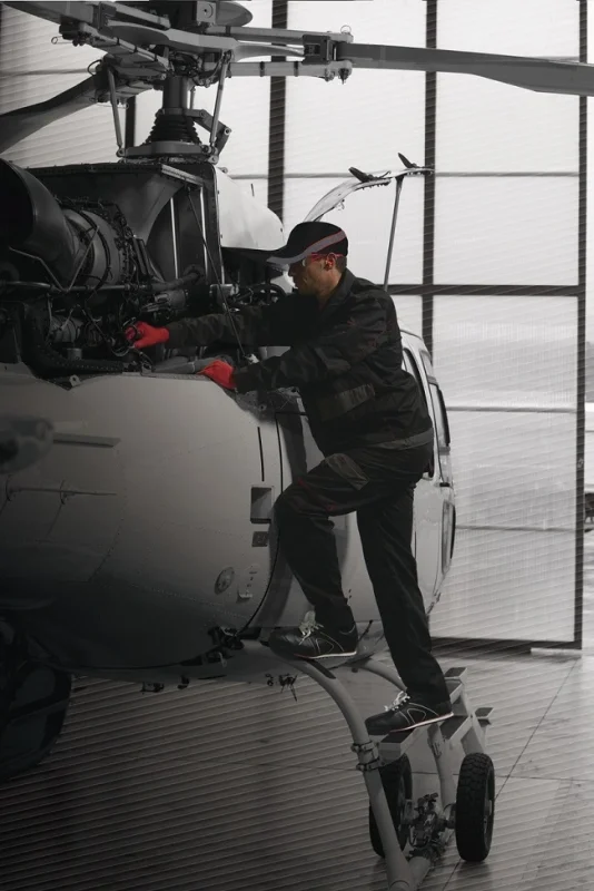 Каскетка ударопрочная AIR COLTAN Delta Plus флуоресцентный желтый/серый (козырек 7см) COLTAAIJAFL