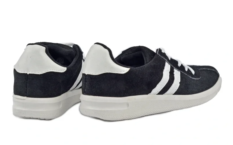 Кроссовки кожаные