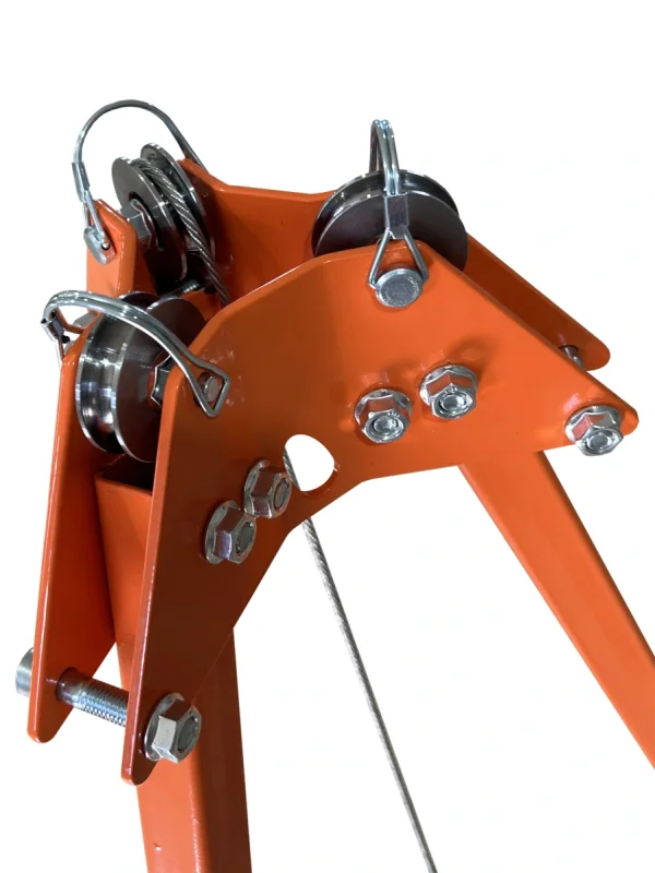 Штатив - тренога (трипод) с лебедкой "ЭВЕРЕСТ+" (ОКАПРОМ) (20 метров)